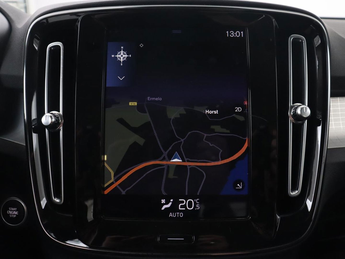 Volvo XC40 1.5 T5 Recharge Momentum Pro | Harman/Kardon | Camera | Carplay | Half leder | Navigatie | Cruise control | Climate control | Parkeerhulp | Full LED | PHEV | Plug In