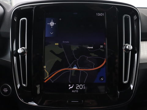 Volvo XC40 1.5 T5 Recharge Momentum Pro | Harman/Kardon | Camera | Carplay | Half leder | Navigatie | Cruise control | Climate control | Parkeerhulp | Full LED | PHEV | Plug In