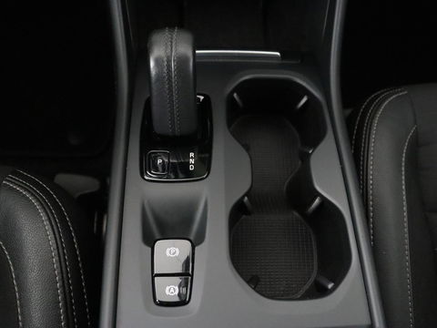 Volvo XC40 1.5 T5 Recharge Momentum Pro | Harman/Kardon | Camera | Carplay | Half leder | Navigatie | Cruise control | Climate control | Parkeerhulp | Full LED | PHEV | Plug In