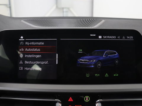 BMW 3 Serie 318i Business Edition | Stoelverwarming | Camera | Carplay | Live Cockpit | Full LED | Navigatie | Dodehoek detectie | Climate control