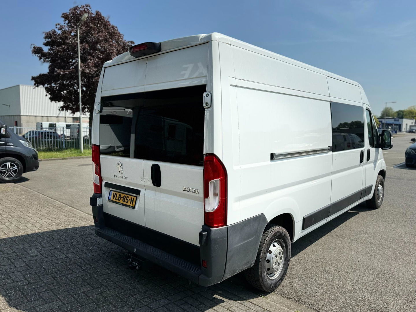 Peugeot Boxer 335 2.2 BlueHDi 140 L3H2 Premium Camera Airco Navi