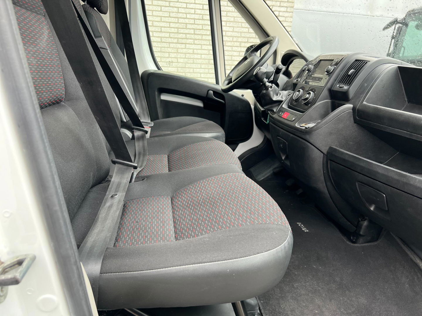 Peugeot Boxer 335 2.2 BlueHDi 140 L3H2 Premium Camera Airco Navi