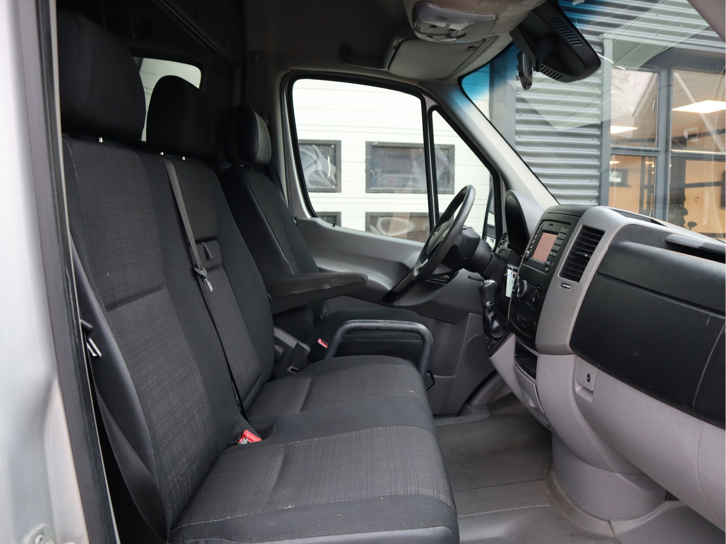 Mercedes-Benz Sprinter 316 CDI Automaat L2H2 - Trekhaak 2,8t KG - Xenon - 1ste Eigenaar