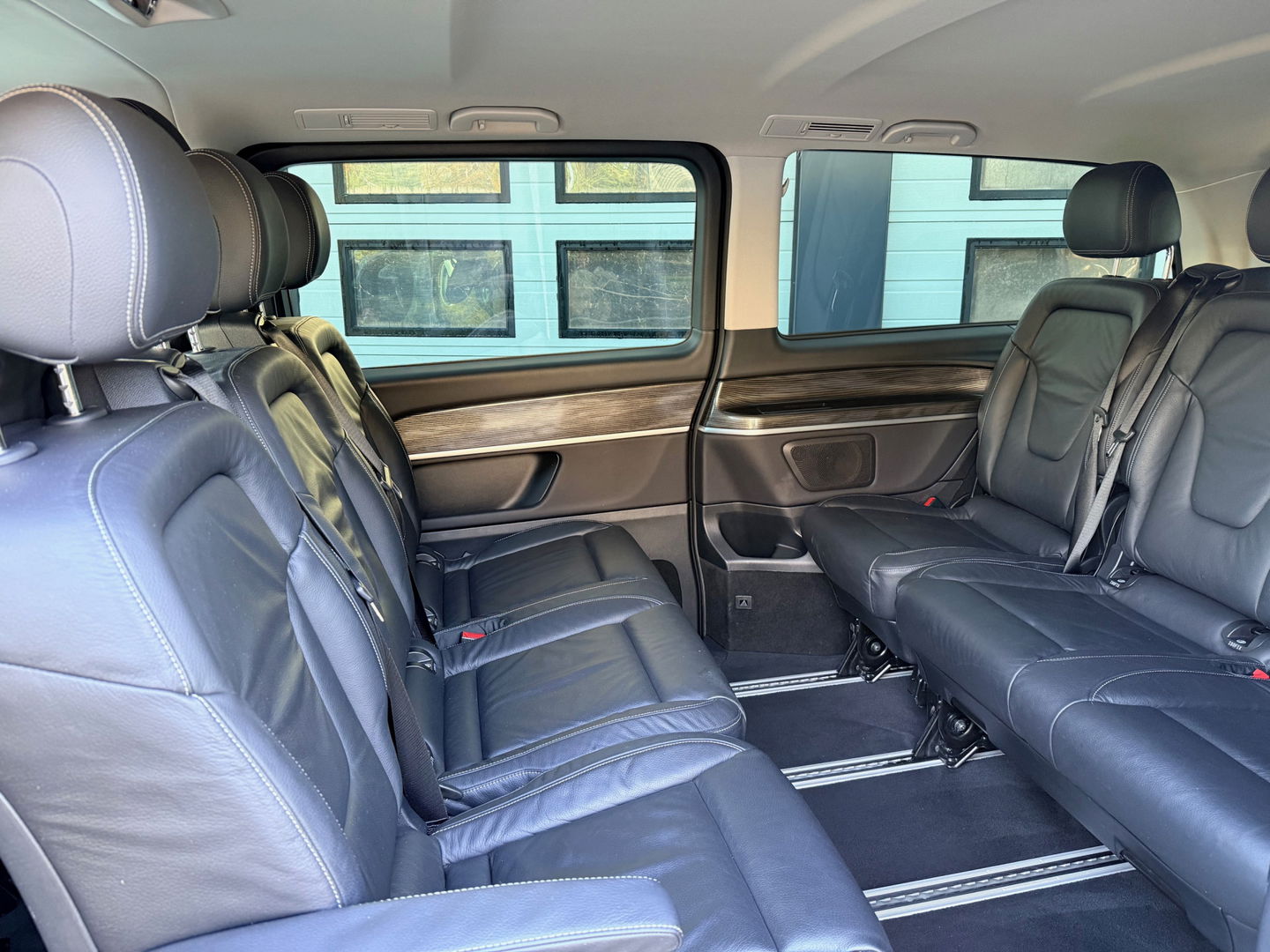 Mercedes-Benz EQV 300 90kWh SoH 95 % L3 Extra Lang - TAXI Pakket - 8 Zits - Leder - elc. Schuif