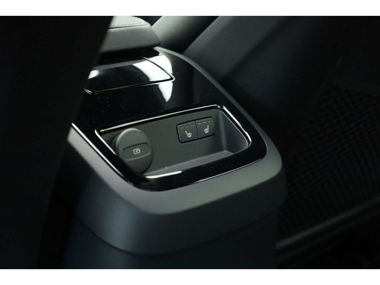 Volvo S60 T8 Polestar Engineered | 20 inch |Öhlins | Pano | HUD | Bowers & Wilkins | 360cam | Pilot Assist