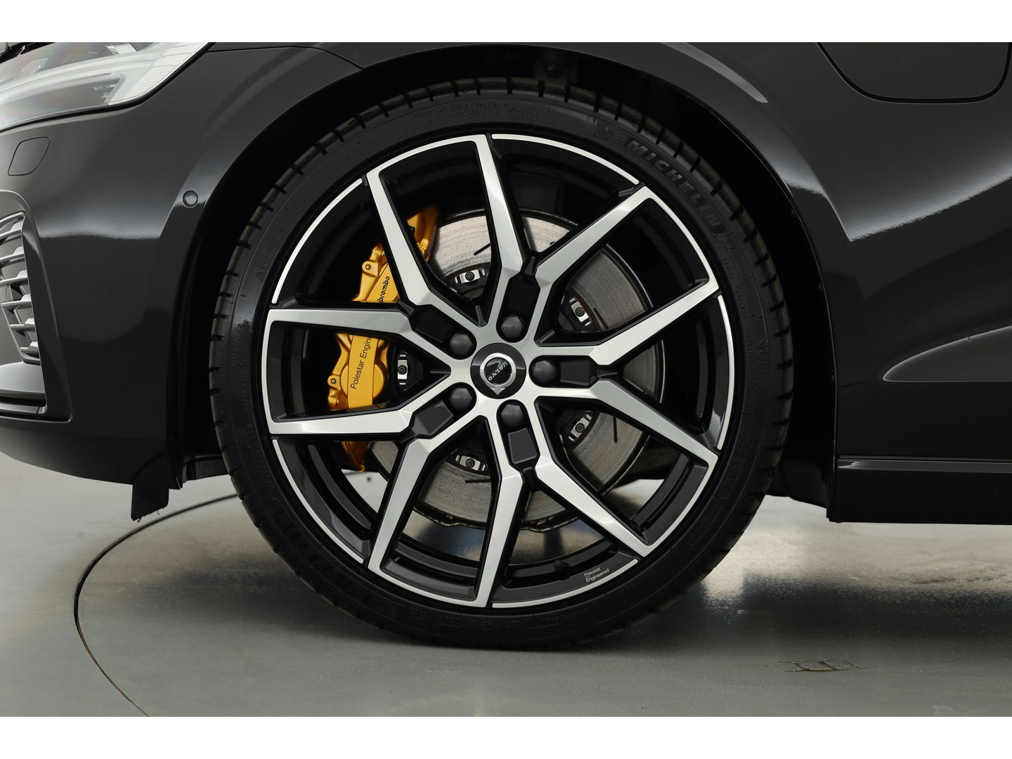 Volvo S60 T8 Polestar Engineered | 20 inch |Öhlins | Pano | HUD | Bowers & Wilkins | 360cam | Pilot Assist