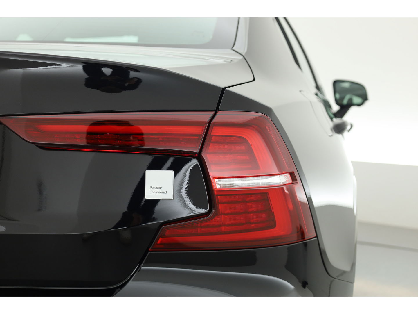 Volvo S60 T8 Polestar Engineered | 20 inch |Öhlins | Pano | HUD | Bowers & Wilkins | 360cam | Pilot Assist