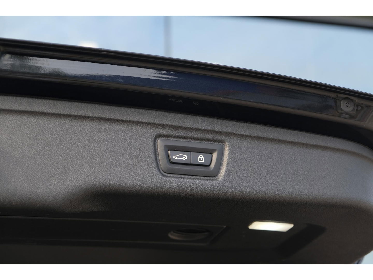 BMW 3 Serie Touring 330e 292pk M-sport Panoramadak M3 seats *BTW* Head-up Laser lampen Adaptive cruise Camera