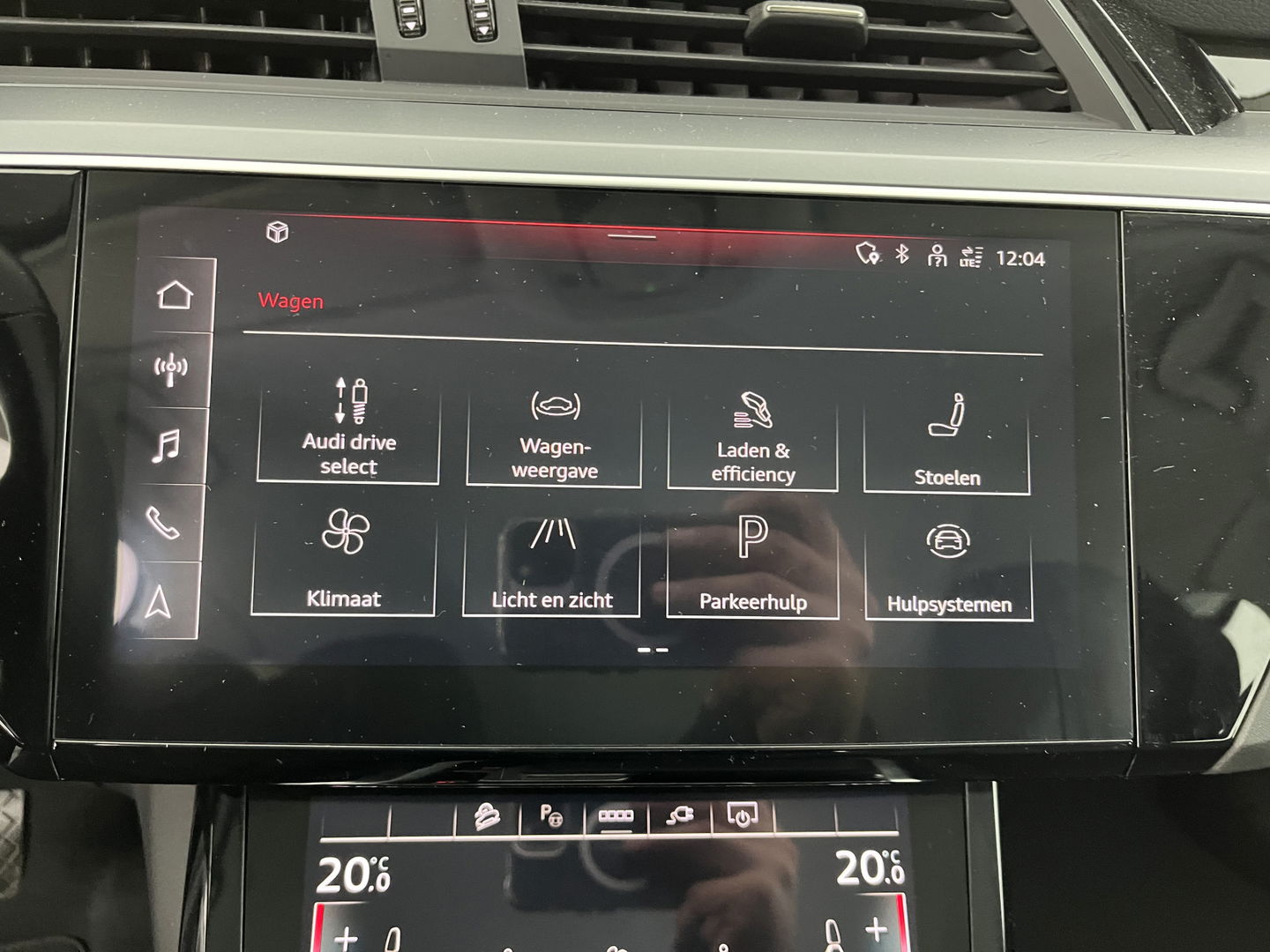 Audi e-tron 55 quattro Advanced edition Plus 95 kWh [3-Fase] {SOH-93%} (INCL-BTW) Aut.*LUXURY-LEATHER | ADAPTIVE-CRUISE | FULL-LED | DIGI-COCKPIT | KEYLESS | MEMORY-PACK | CAMERA | NAVI-FULLMAP | SHIFT-PADDLES | DAB+ | HEATED-COMFORTSEATS | DRIVE-SELECT | 20''AL