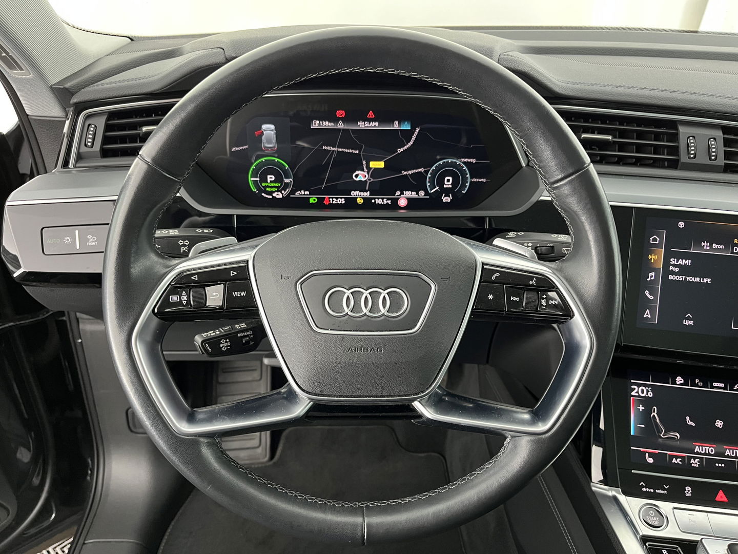 Audi e-tron 55 quattro Advanced edition Plus 95 kWh [3-Fase] {SOH-93%} (INCL-BTW) Aut.*LUXURY-LEATHER | ADAPTIVE-CRUISE | FULL-LED | DIGI-COCKPIT | KEYLESS | MEMORY-PACK | CAMERA | NAVI-FULLMAP | SHIFT-PADDLES | DAB+ | HEATED-COMFORTSEATS | DRIVE-SELECT | 20''AL