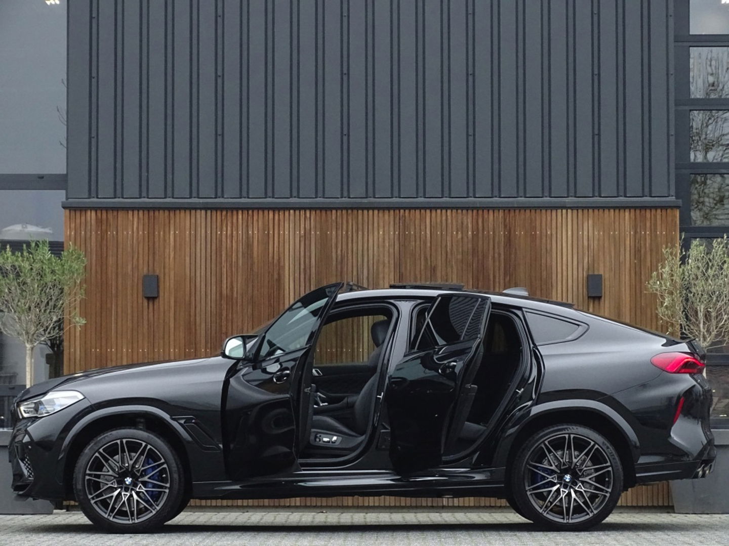 BMW X6 M Competition 627PK / SkyLounge / Carbon / Laser / M- Individual /