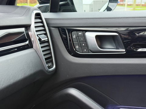 Porsche Cayenne Coupé 3.0 E-Hybrid