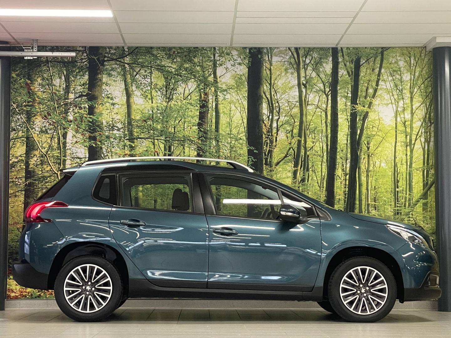 Peugeot 2008 1.2 PureTech Active Apple Carplay | Android Auto | Airconditioning | Cruise Control | DAB | Navigatie | Spraakbediening |