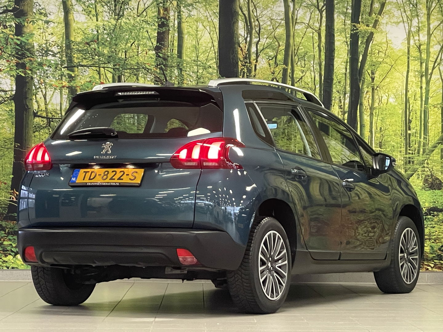 Peugeot 2008 1.2 PureTech Active Apple Carplay | Android Auto | Airconditioning | Cruise Control | DAB | Navigatie | Spraakbediening |