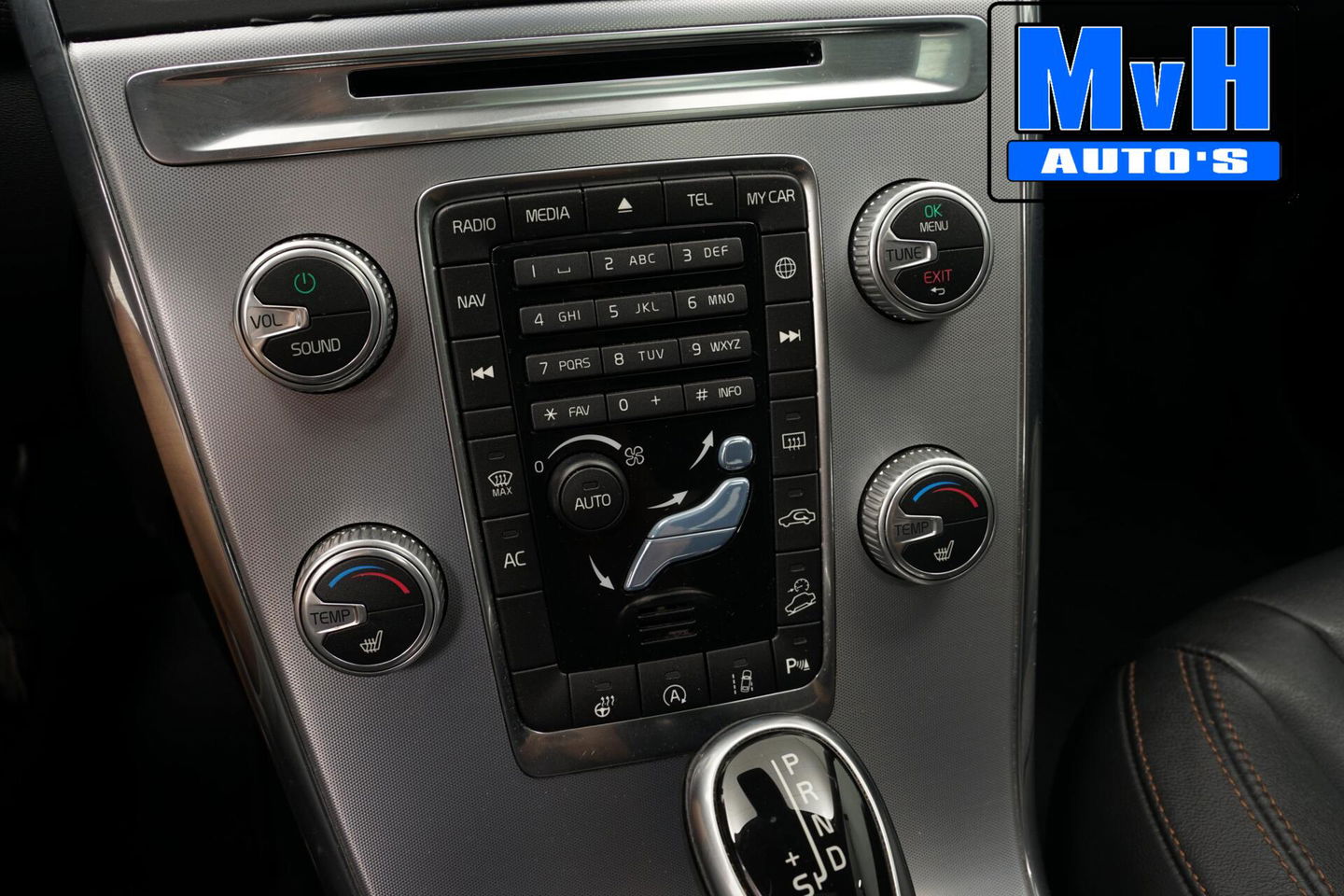 Volvo XC60 2.0 T6 Summum 306PK|PANO|H/K AUDIO|ADAP.CRUISE|TREKH