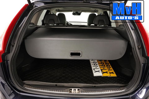 Volvo XC60 2.0 T6 Summum 306PK|PANO|H/K AUDIO|ADAP.CRUISE|TREKH