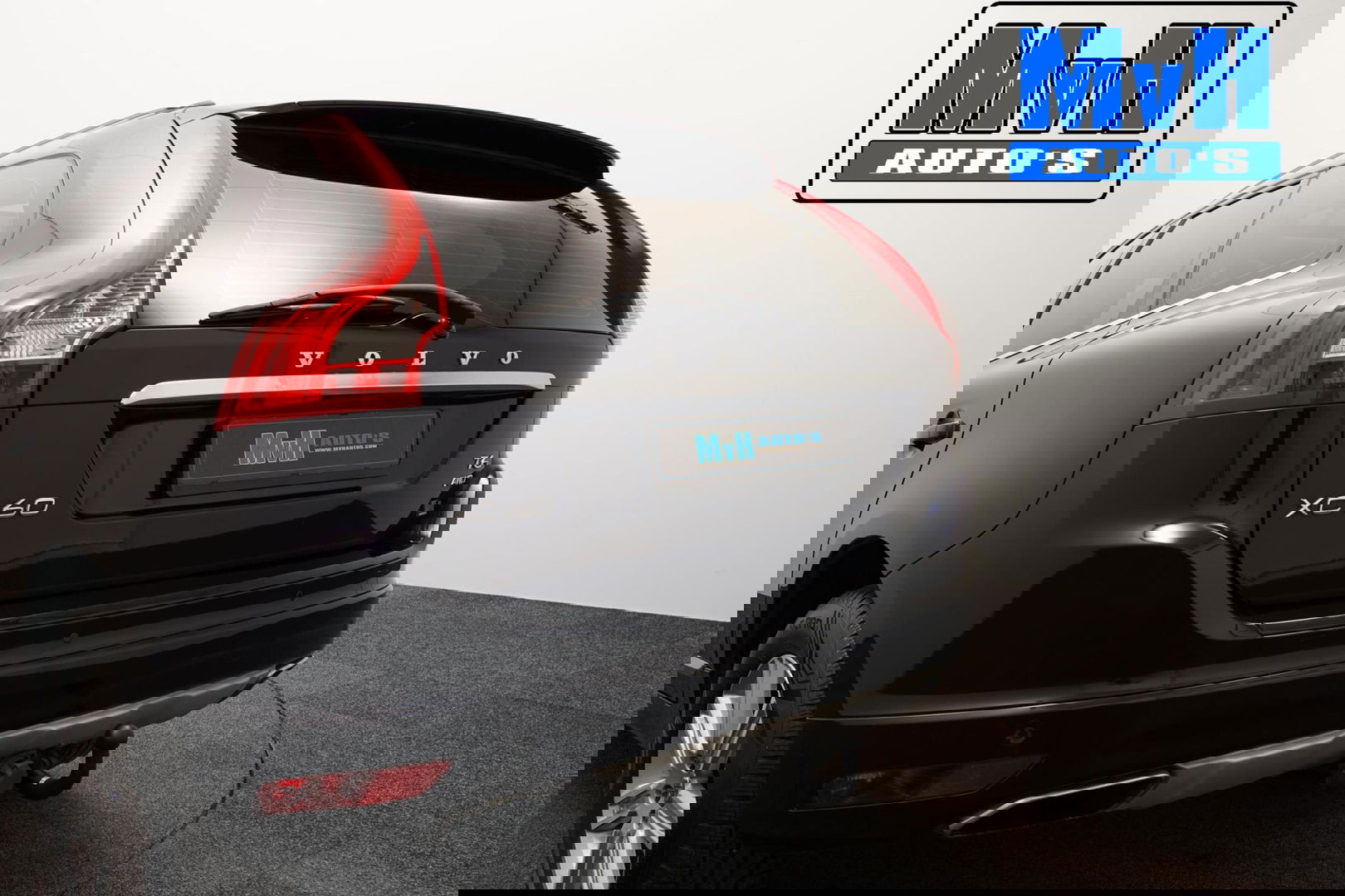 Volvo XC60 2.0 T6 Summum 306PK|PANO|H/K AUDIO|ADAP.CRUISE|TREKH