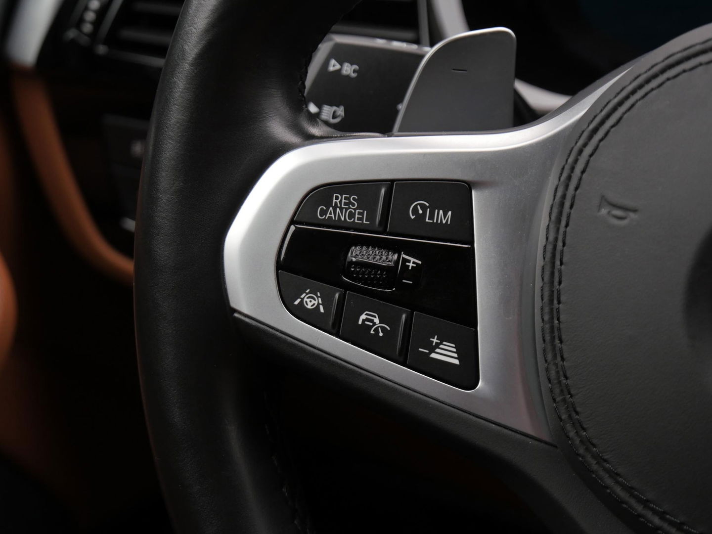 BMW 5 Serie 530e SCHUIFDAK/ COGNAC LEER/ 360°CAMERA/ DRIVING ASSISTANCE PLUS PAKKET