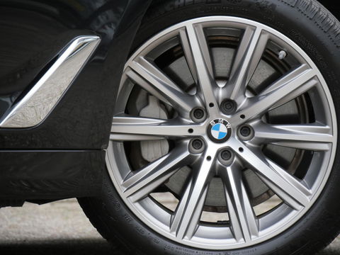 BMW 5 Serie 530e SCHUIFDAK/ COGNAC LEER/ 360°CAMERA/ DRIVING ASSISTANCE PLUS PAKKET