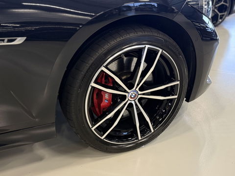 BMW 3 Serie Touring 320e 204PK xDrive M Sport / nieuw type / LED