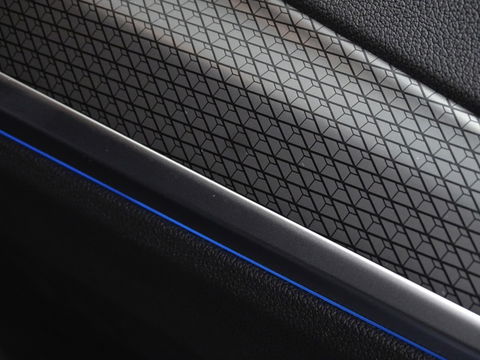 BMW 3 Serie Touring 320e 204PK xDrive M Sport / nieuw type / LED