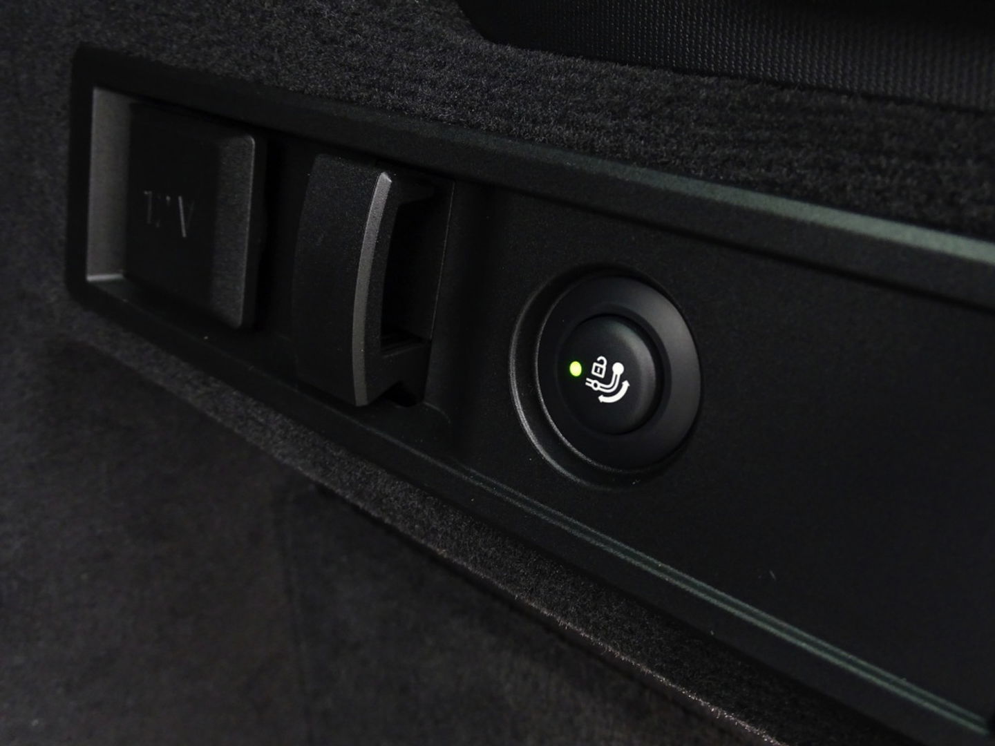 BMW 3 Serie Touring 320e 204PK xDrive M Sport / nieuw type / LED