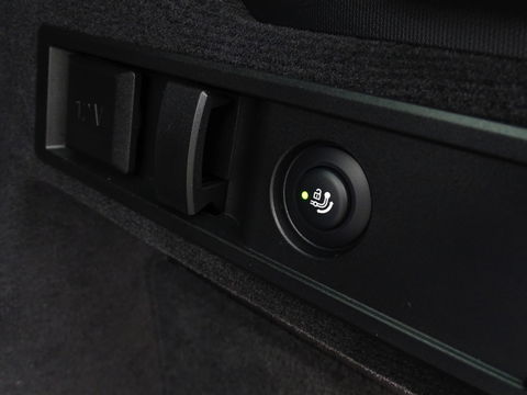 BMW 3 Serie Touring 320e 204PK xDrive M Sport / nieuw type / LED