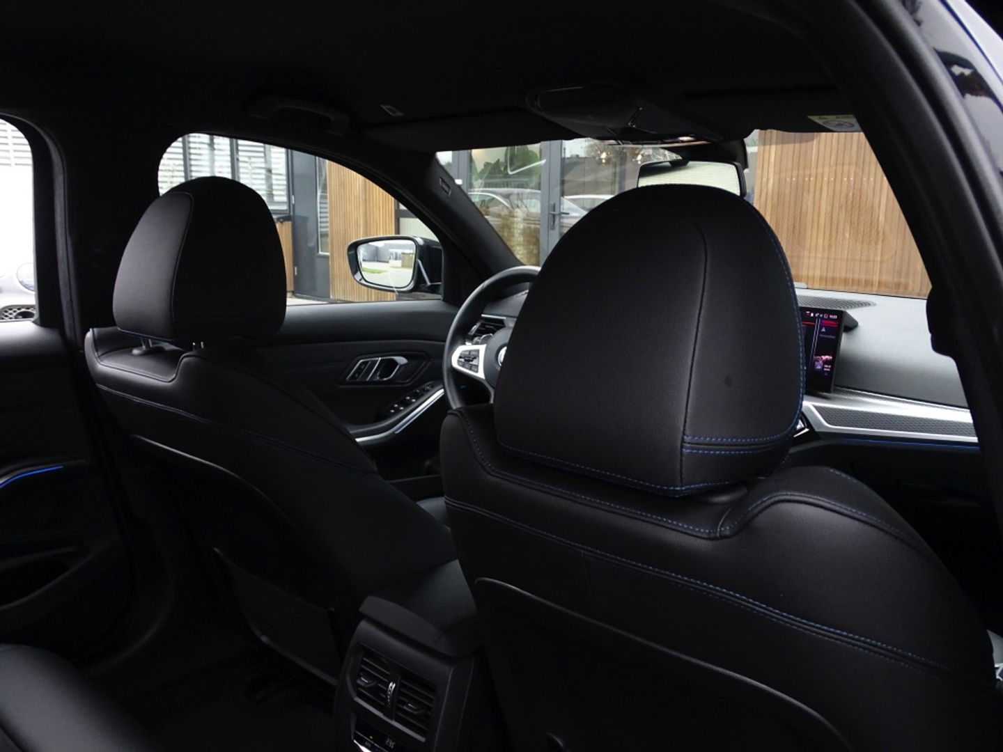 BMW 3 Serie Touring 320e 204PK xDrive M Sport / nieuw type / LED