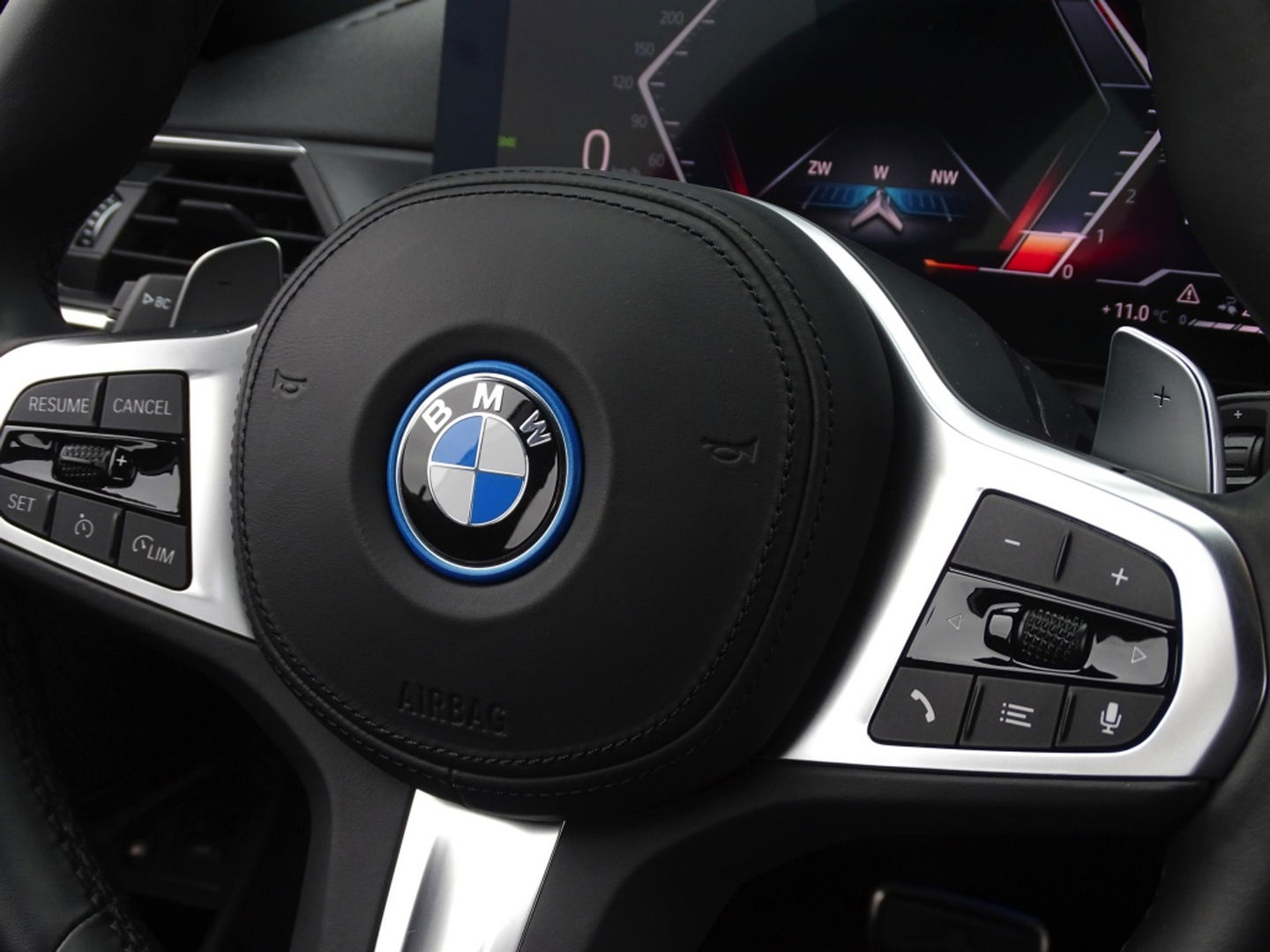 BMW 3 Serie Touring 320e 204PK xDrive M Sport / nieuw type / LED