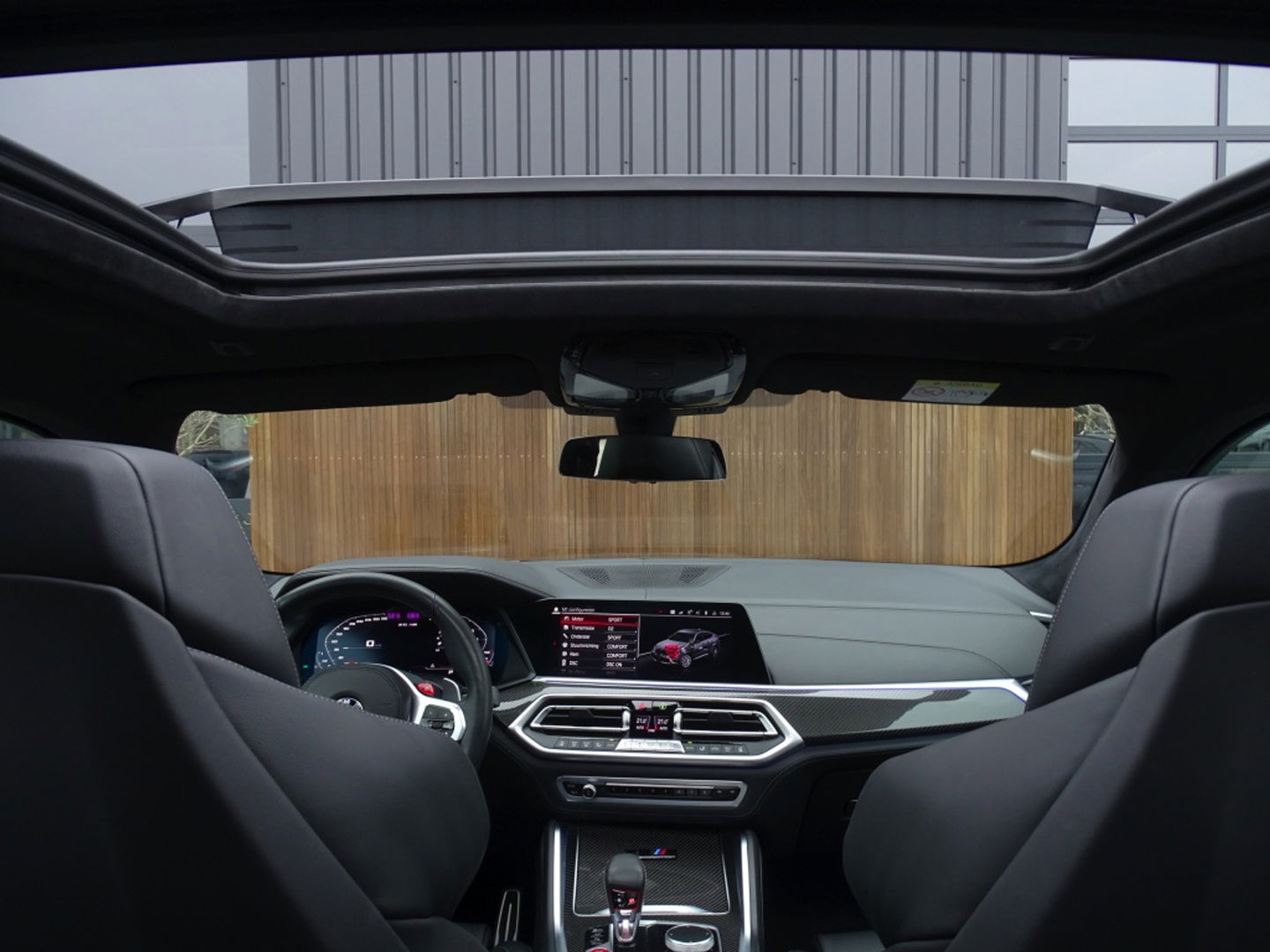 BMW X6 M Competition 627PK / SkyLounge / Carbon / Laser / M- Individual /