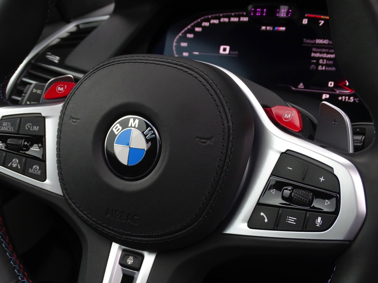 BMW X6 M Competition 627PK / SkyLounge / Carbon / Laser / M- Individual /