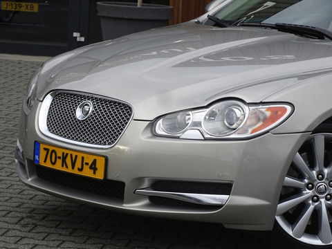 Jaguar XF 5.0 V8 385PK automaat / Portfolio / LED *NAP*