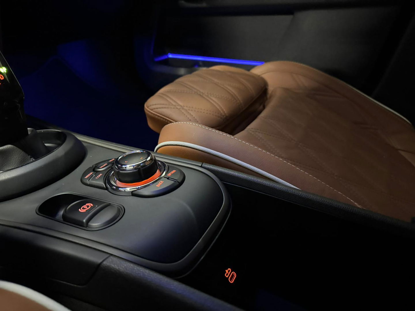 MINI Countryman 1.5 Cooper MINI Yours PANO KEYLESS