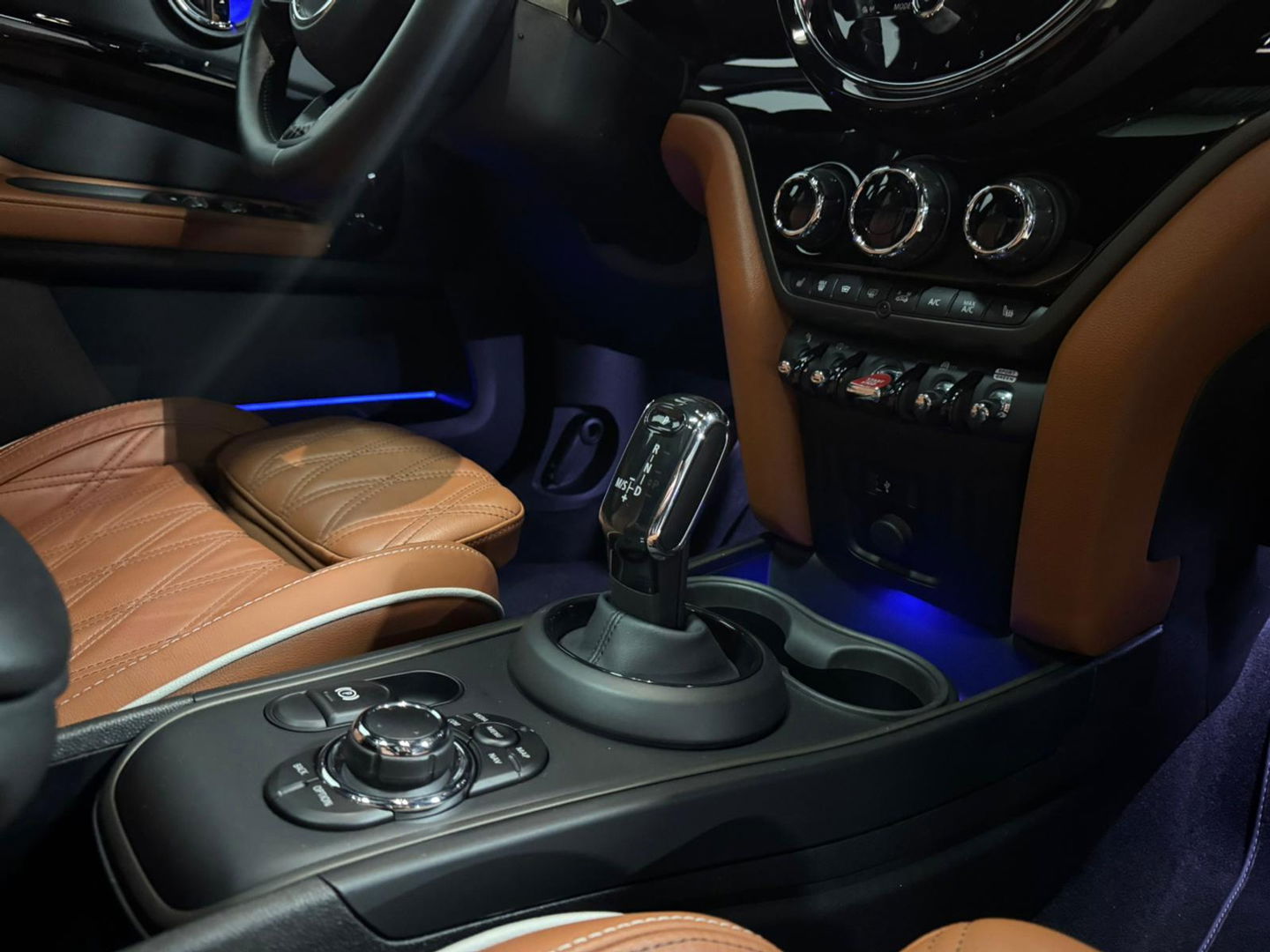 MINI Countryman 1.5 Cooper MINI Yours PANO KEYLESS