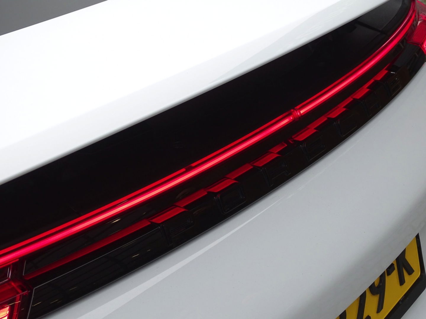 Porsche Panamera 2.9 4S 441PK / Sport Design / PSAM / Bose *NAP*