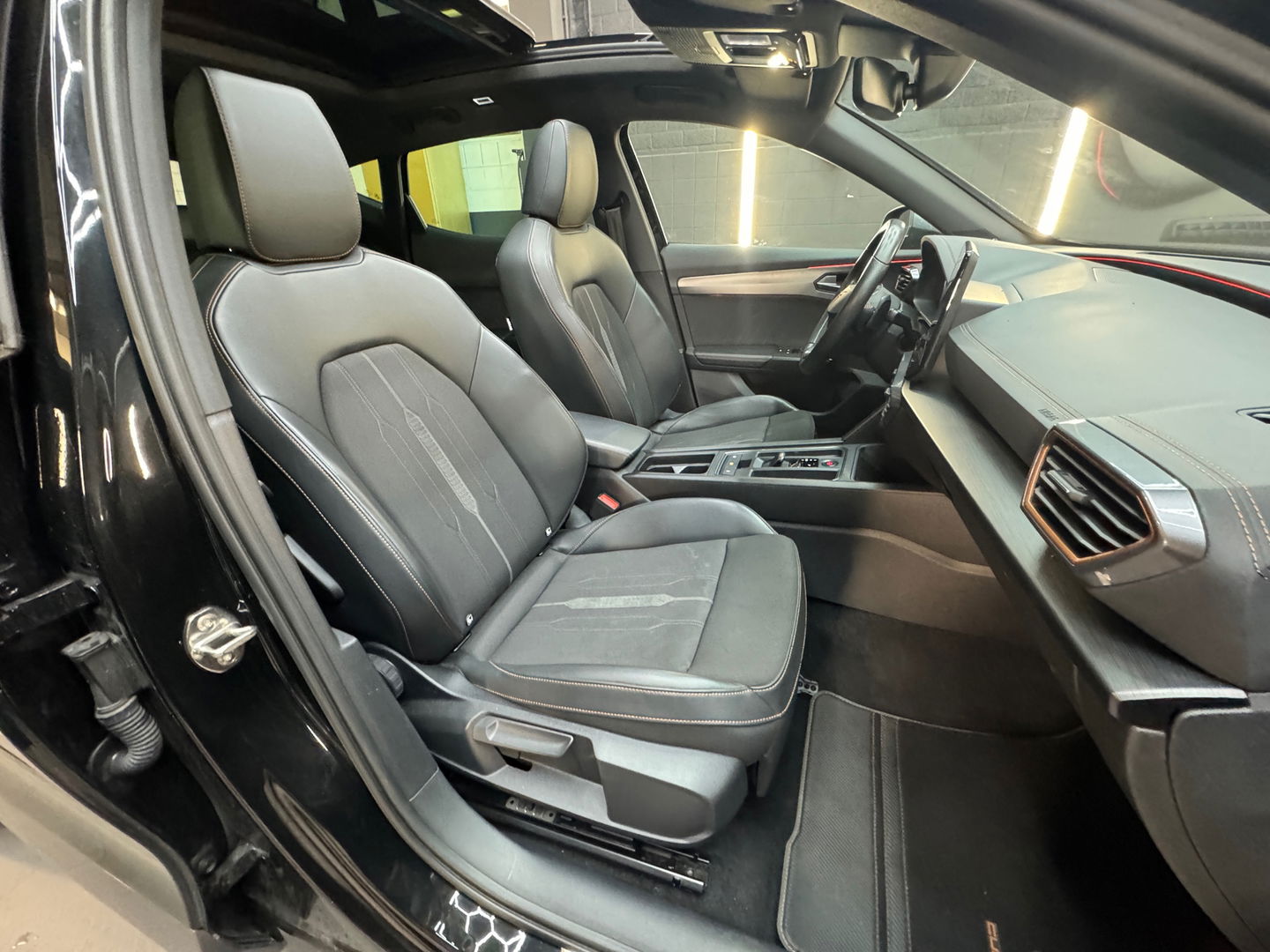 CUPRA Formentor 1.5 TSI Pano|Beats|Keyles|Sfeer|ACC|Dodehoek