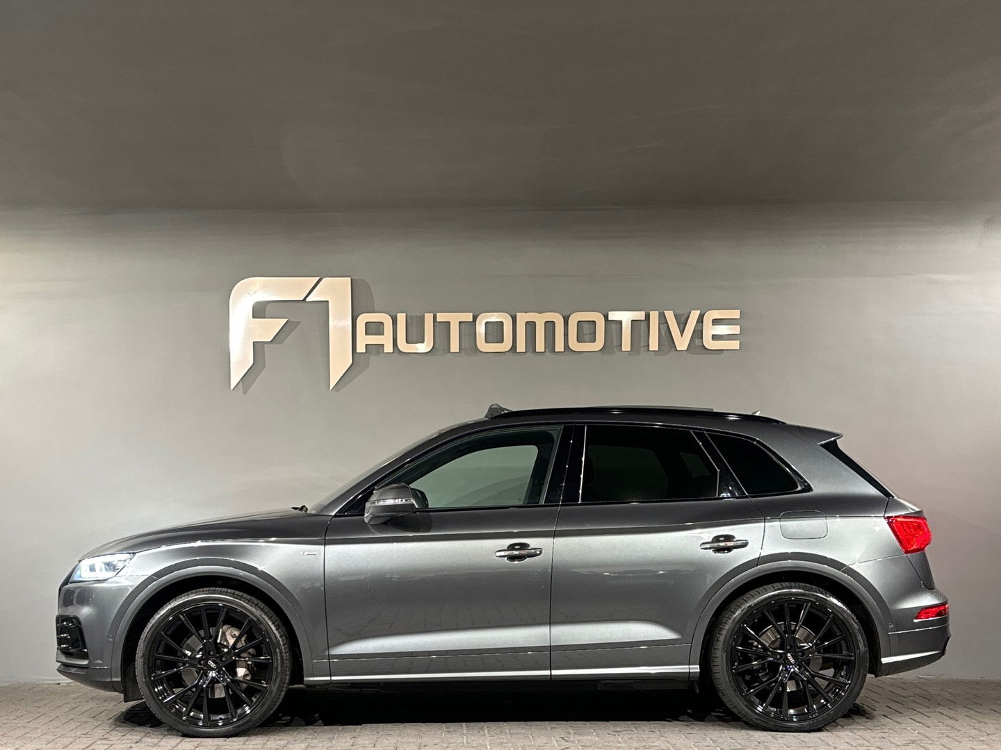 Audi Q5 55 TFSI e quattro Comp Pano|RS Seat|HuD|B&O|Luchtvering