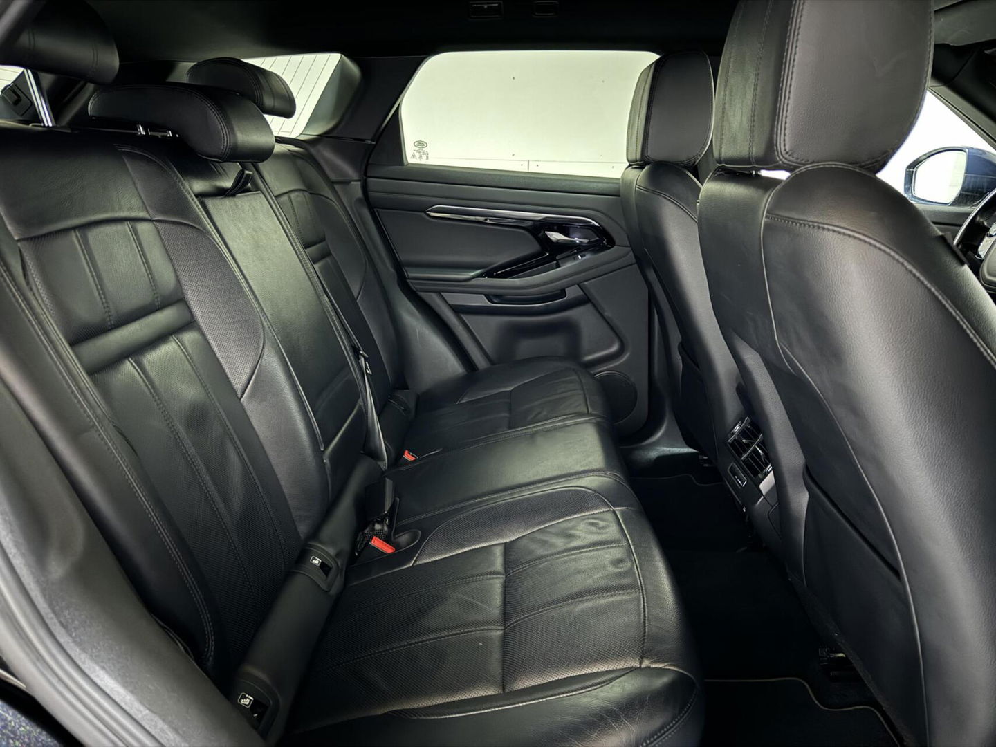 Land Rover Range Rover Evoque 1.5 P300e AWD R-Dynamic S Pano 360°