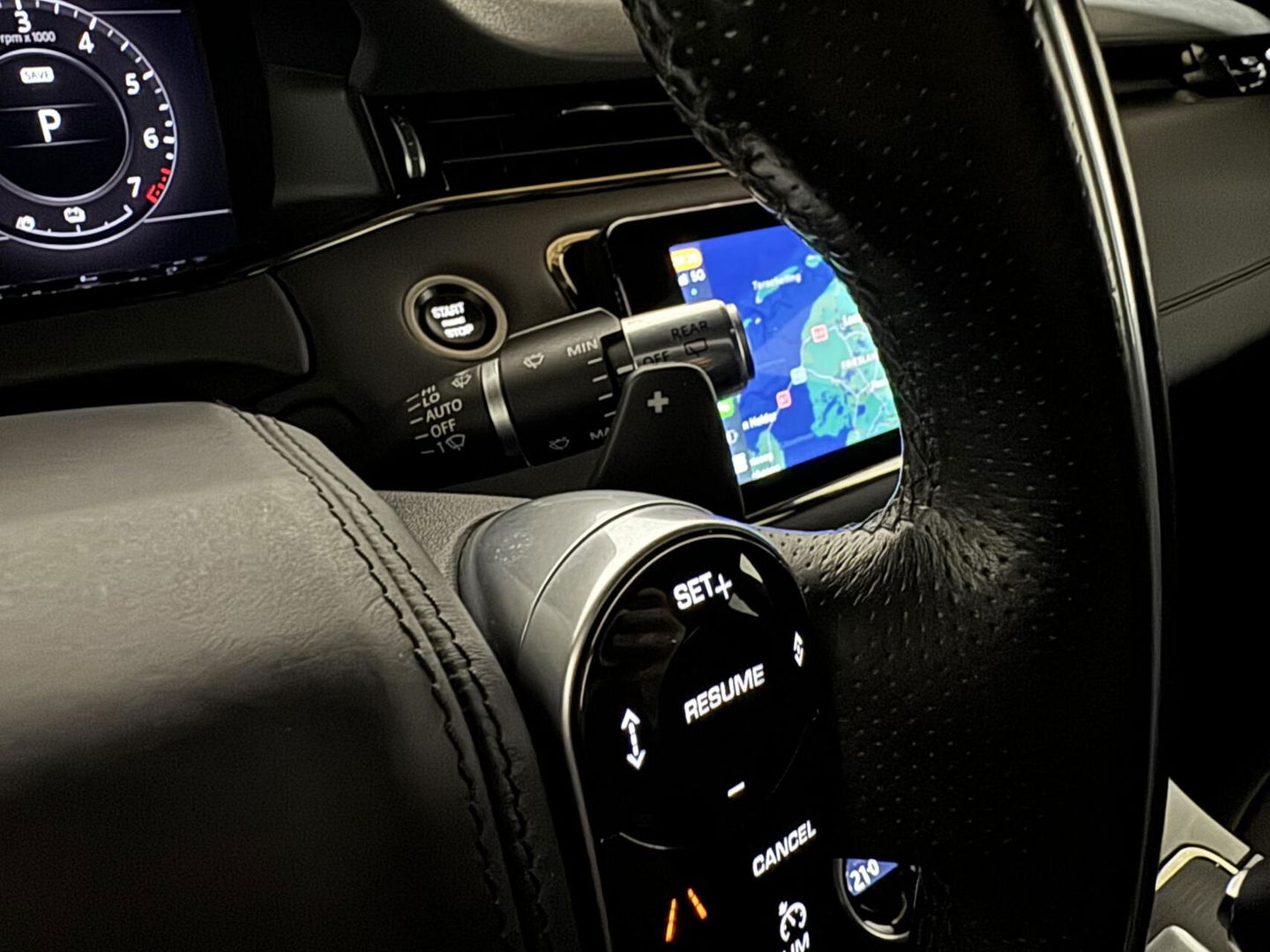 Land Rover Range Rover Evoque 1.5 P300e AWD R-Dynamic S Pano 360°