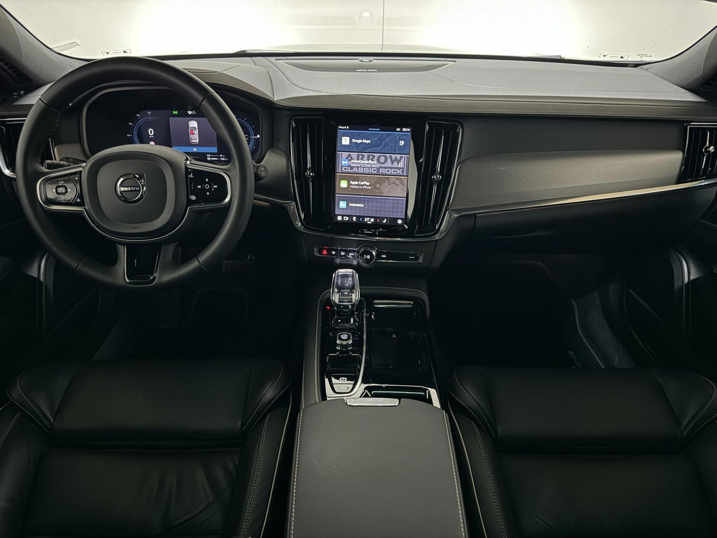 Volvo V90 2.0 T6 Plug-in hybrid AWD Ultra Dark Pano H/K 360 ACC Trekh.