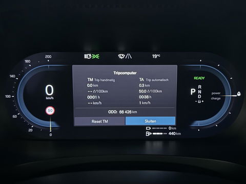 Volvo V90 2.0 T6 Plug-in hybrid AWD Ultra Dark Pano H/K 360 ACC Trekh.