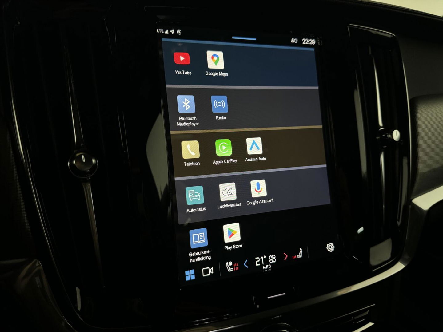 Volvo V90 2.0 T6 Plug-in hybrid AWD Ultra Dark Pano H/K 360 ACC Trekh.