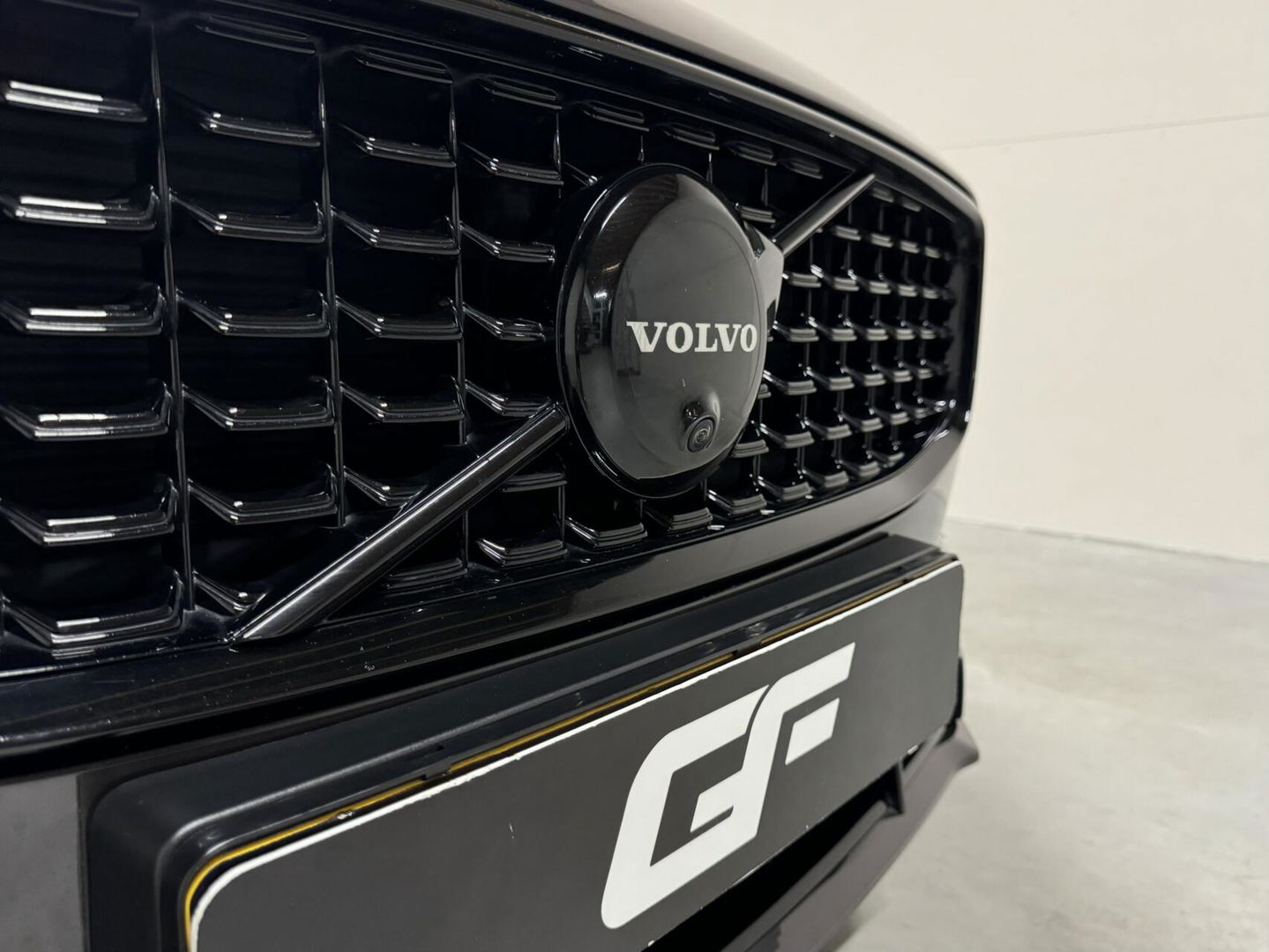 Volvo V90 2.0 T6 Plug-in hybrid AWD Ultra Dark Pano H/K 360 ACC Trekh.