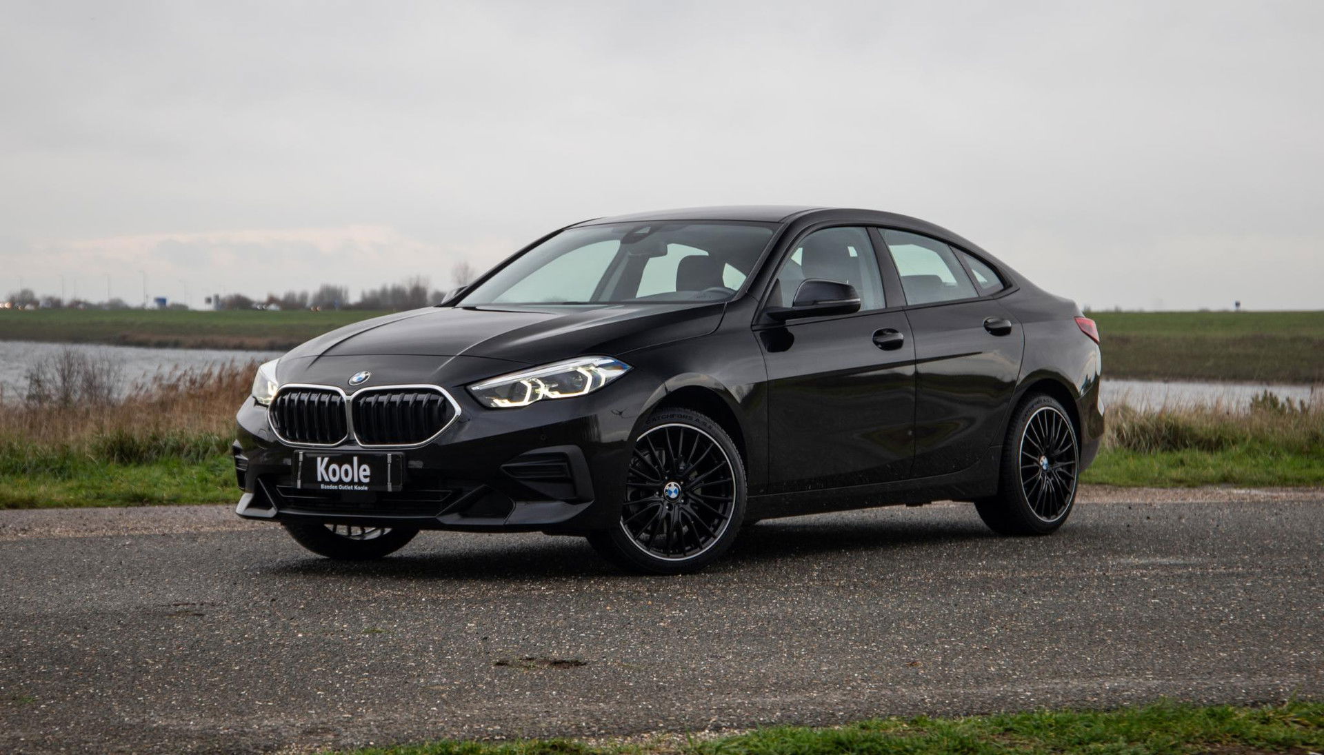 BMW 2 Serie Gran Coupé 218i Introduction Edition NAVI / CARPLAY / LED / AUTOMAAT / N.A.P