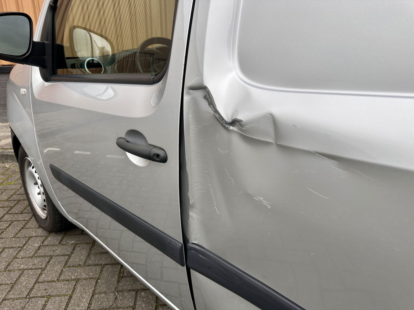 Renault Kangoo 1.5 dCi 75 Energy Comfort | EX BTW | Handel / Export | Trekhaak | Cruise Control | Parkeersensoren Achter | Navigatie | Airconditioning | Bluetooth |