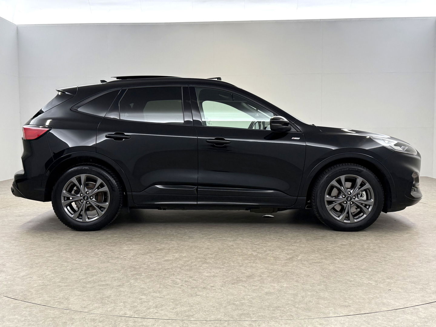 Ford Kuga 2.5 PHEV ST-Line X | Pano | B&O | Virtual | Stuur/Stoelverw. | Carplay | Trekh. | Cruise | NAP