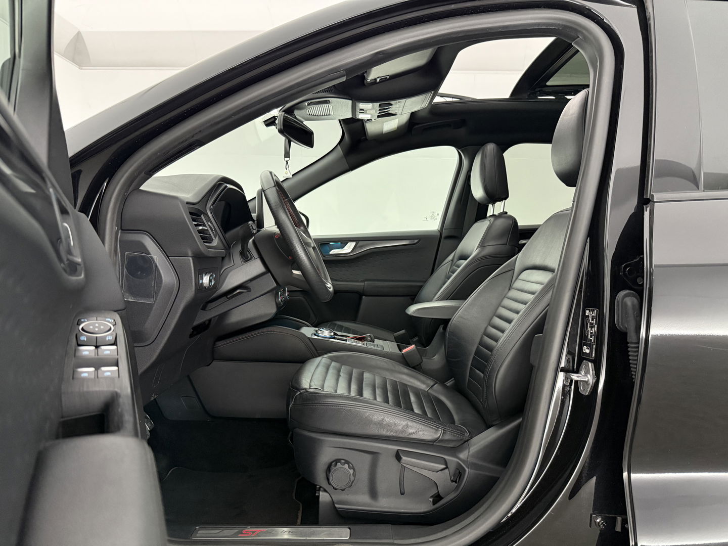 Ford Kuga 2.5 PHEV ST-Line X | Pano | B&O | Virtual | Stuur/Stoelverw. | Carplay | Trekh. | Cruise | NAP