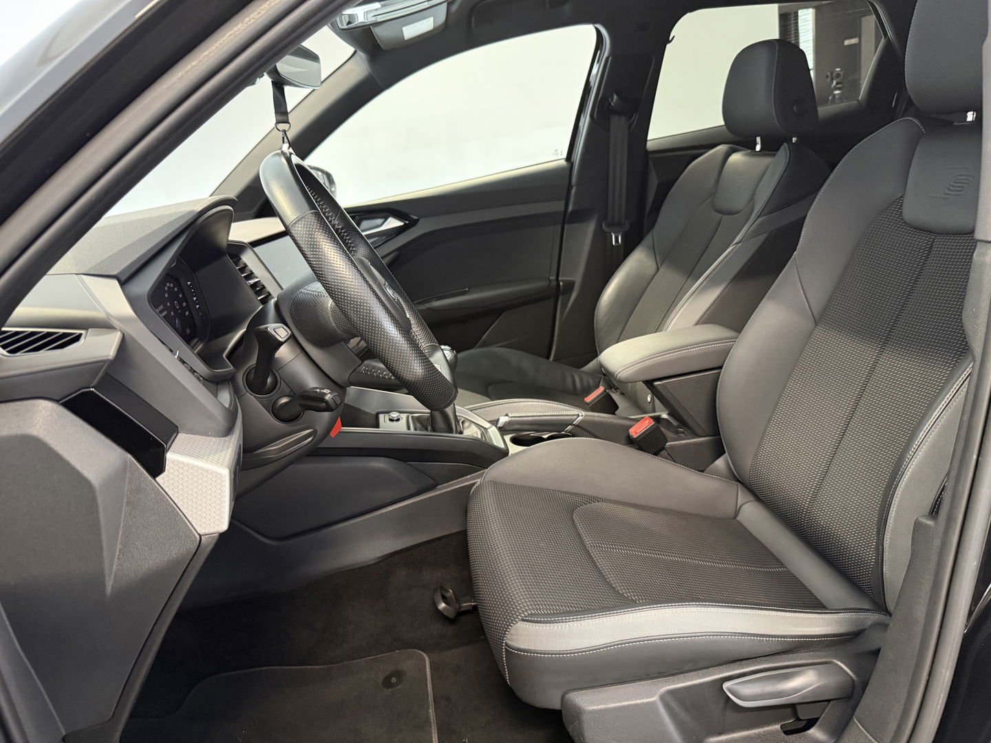 Audi A1 25 TFSI S-line | Virtual | Carplay | Cruise | Parkeersens. | LED | NAP