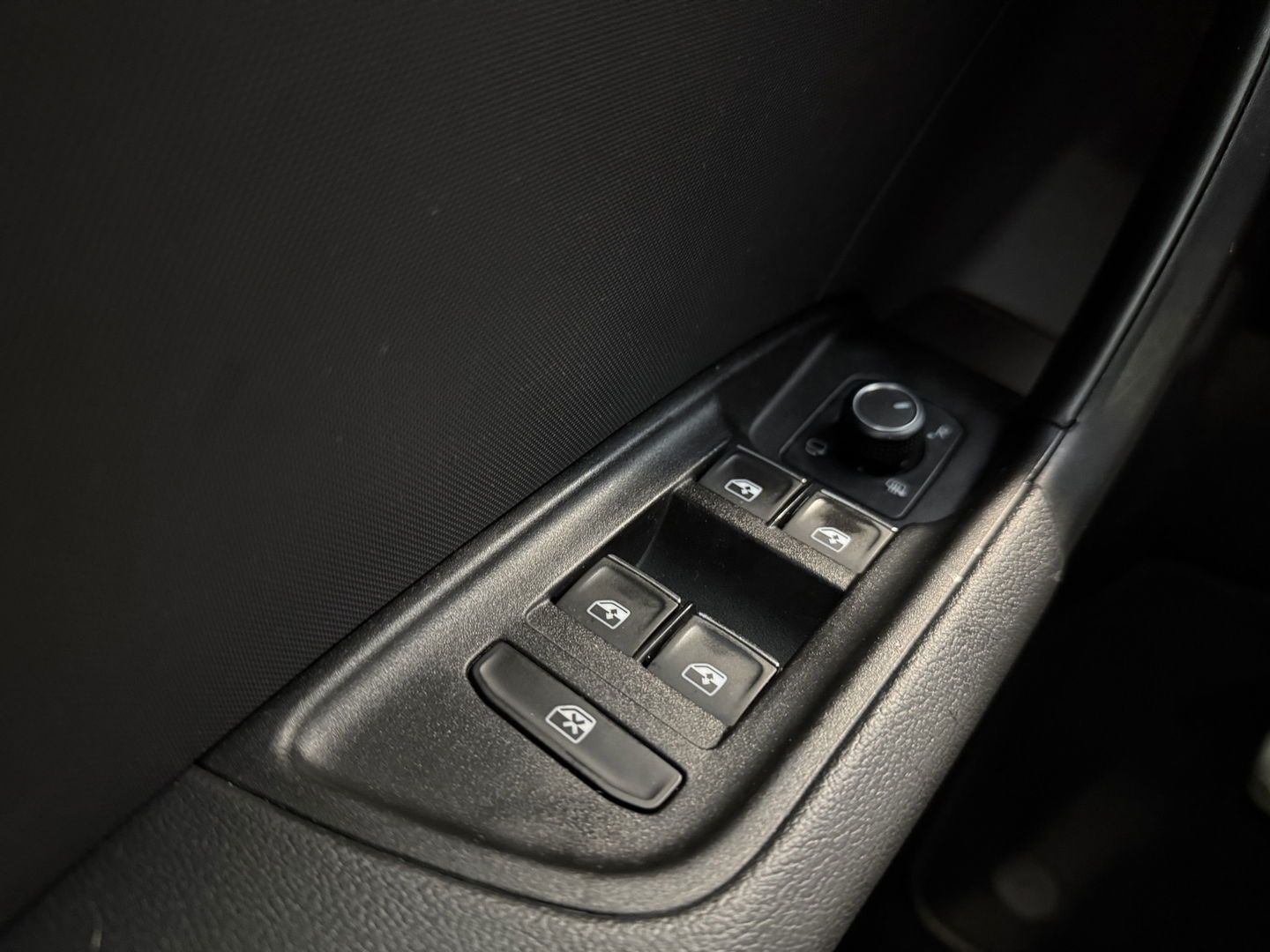 Audi A1 25 TFSI S-line | Virtual | Carplay | Cruise | Parkeersens. | LED | NAP