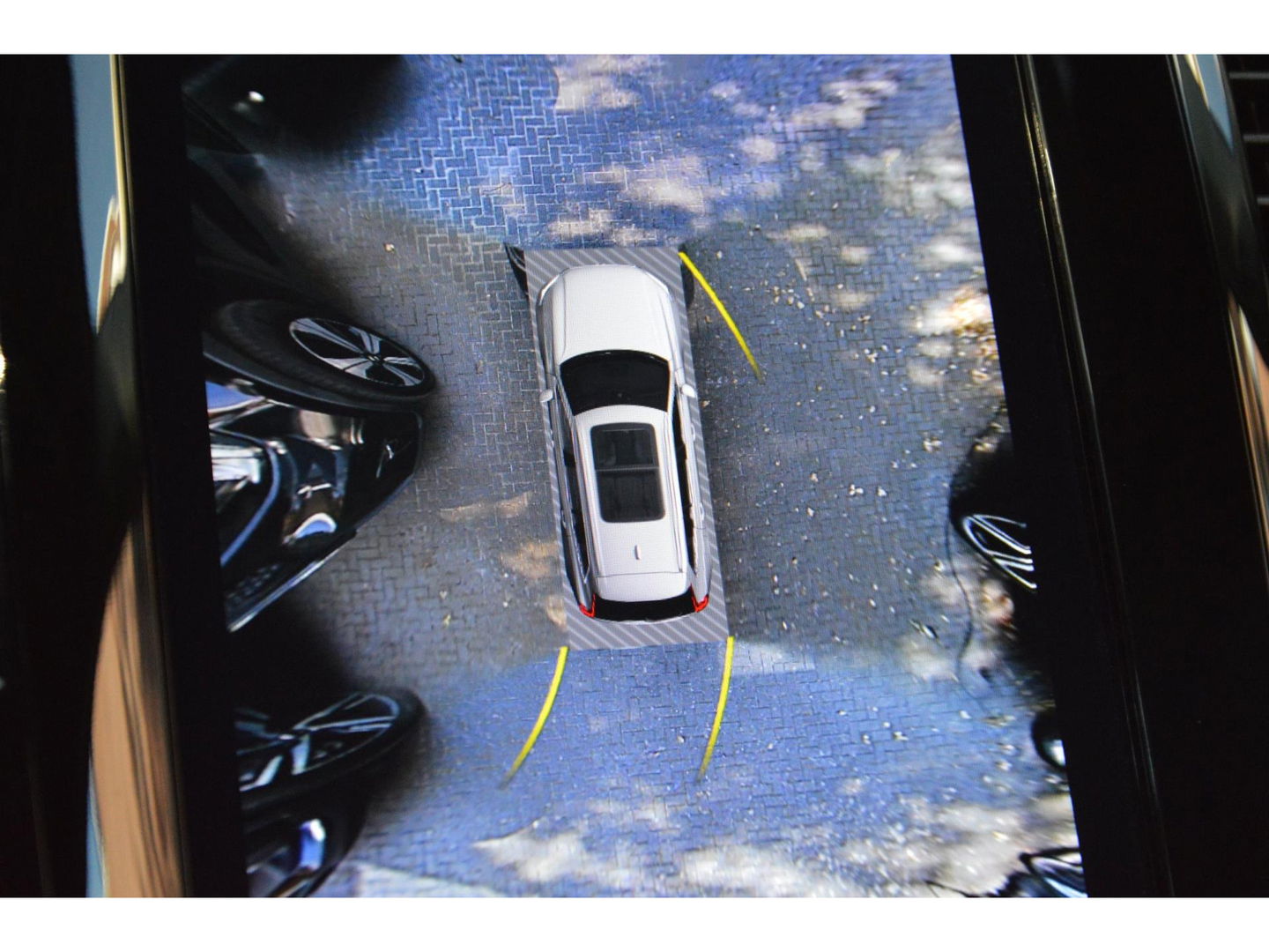 Volvo XC90 T8 Recharge AWD Ultimate Dark | Luchtvering | Head-Up | Panoramadak | Stoelventilatie | Pilot-Assist | Massage stoelen|